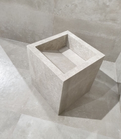 Маленькое слева